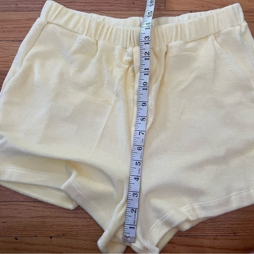Reformation Two Piece Set Size Large - Picture 9 of 10